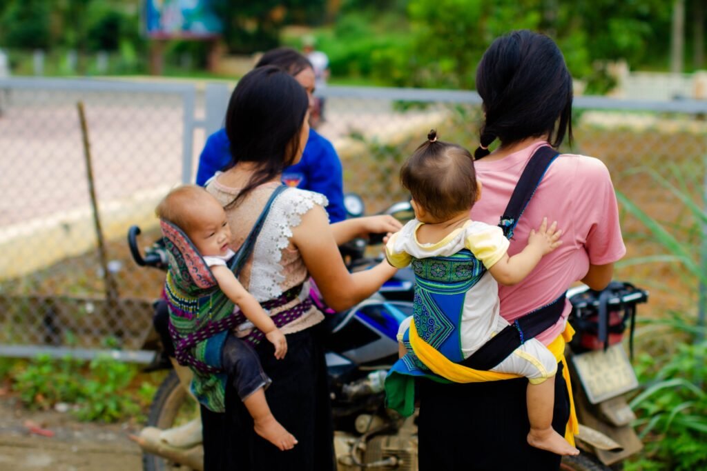 is there a baby carrier for twin