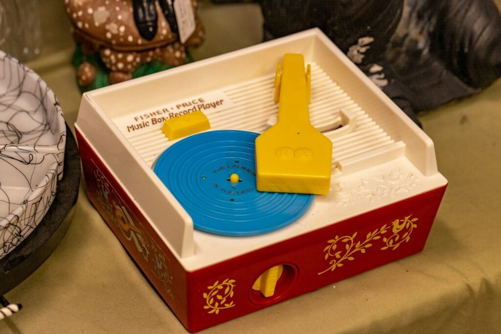 Sound Machine vs White Noise Machine for Baby: Which Should You Choose?
