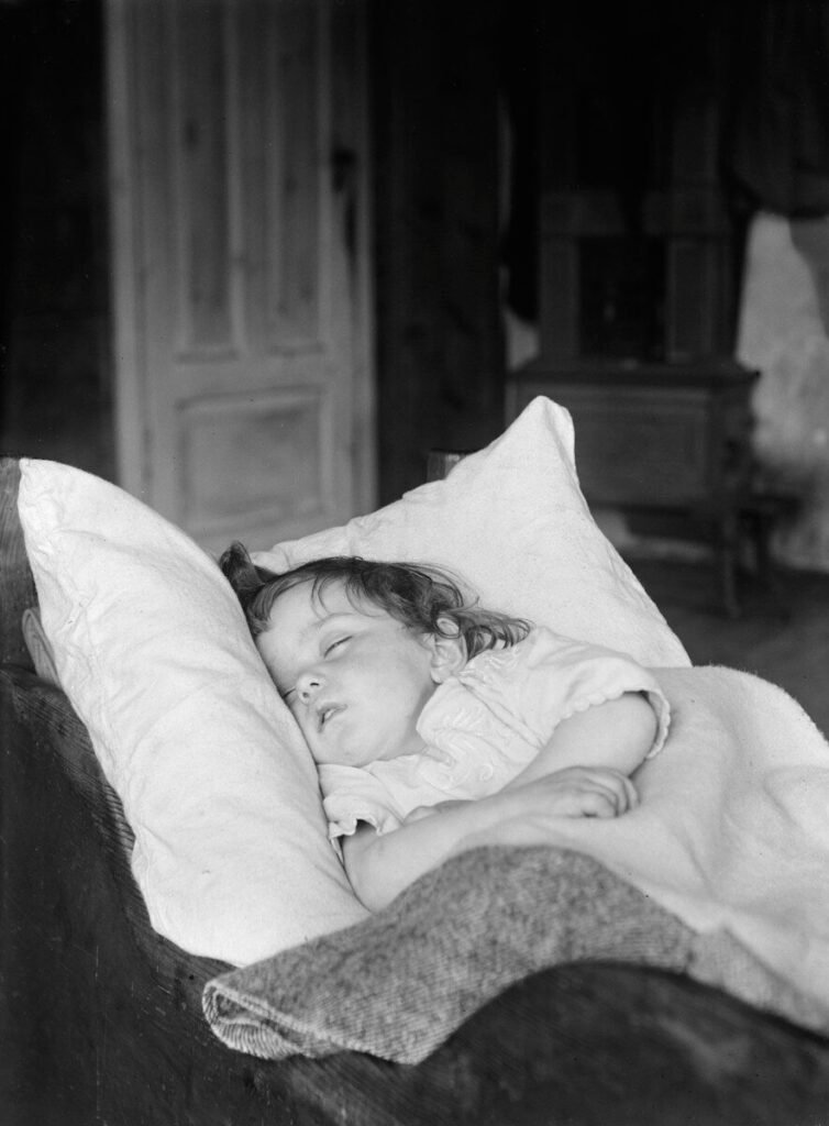 How Loud Should Sound Machine Be for Baby: A Parent's Guide